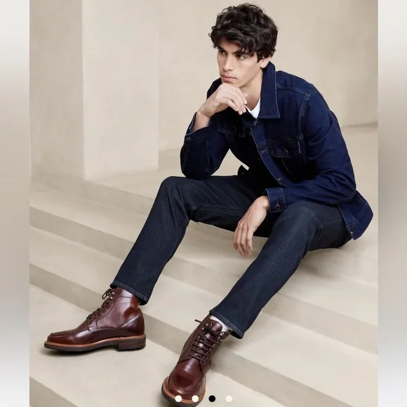 Banana Republic ATHLETIC TRAVEL JEAN - Color Indigo Rinse Wash - Size 34x32 - Picture 2 of 9